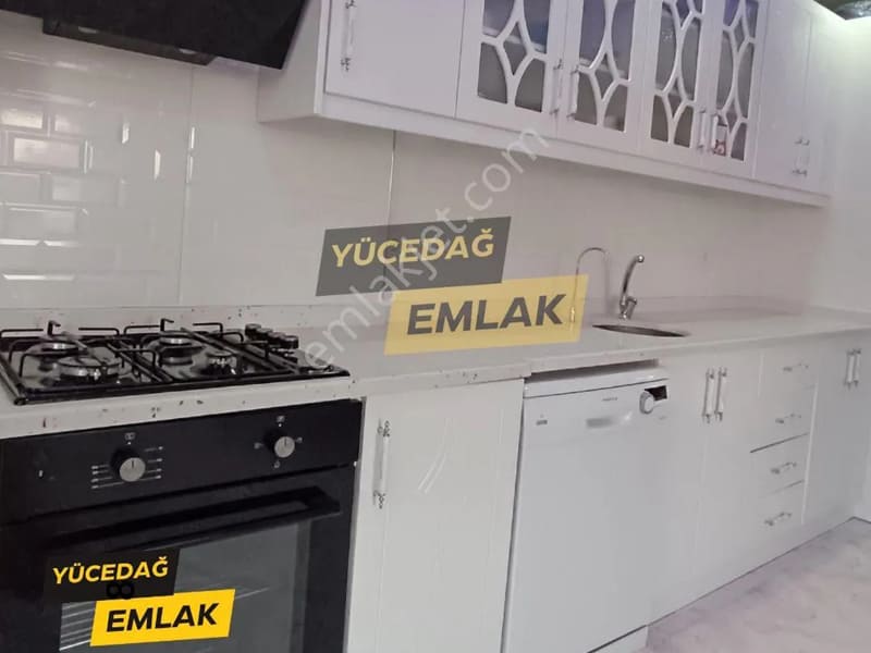 Gaziantep Şehitkamil Karacaahmet Yerden Istma Lüks 3+1 Satılık Daire