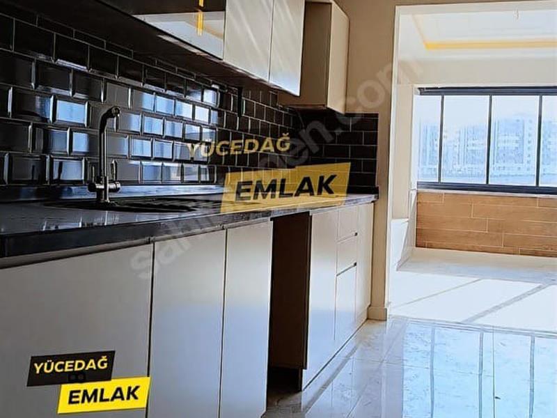 Gaziantep Beştepe Kat Bahçeli Yerden Isıtma 3.5+1 Kiralık Daire