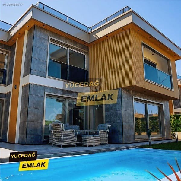 İstanbul Bahçeşehir 2.Kısım Muhteşem Konsept Satılık Lüks Villa.