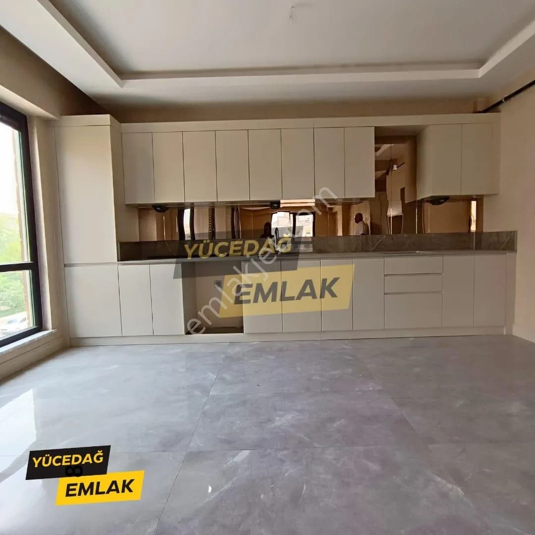 Gaziantep Emek Mah. 2.5+1 Yerden Isıtma Lüks Satılık Daire