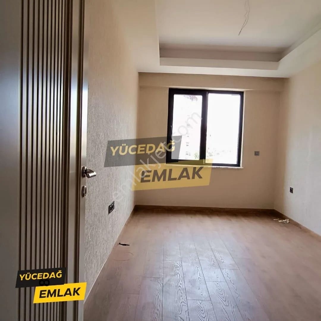 Gaziantep Emek Mah. 2.5+1 Yerden Isıtma Lüks Satılık Daire